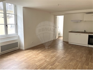 t3 à la location -   72300  SABLE SUR SARTHE, surface 50 m2 location t3 - UBI450054794